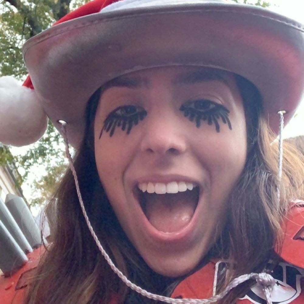 Meet your Posher, Caroline